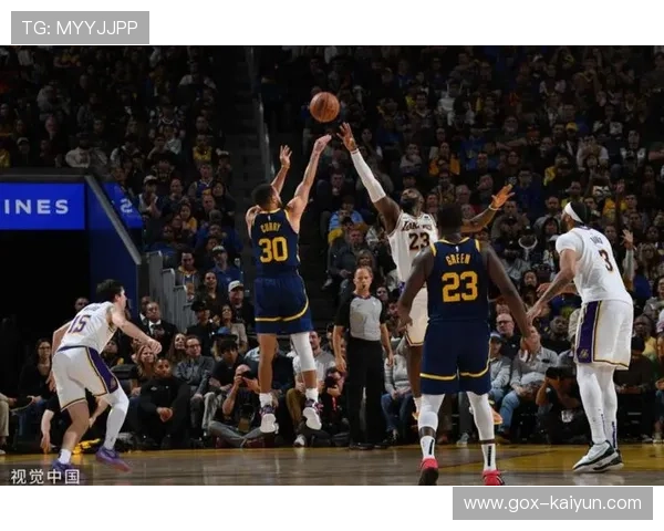 NBA新赛季揭幕战湖人勇士再燃对决历史恩怨与商业价值齐爆发